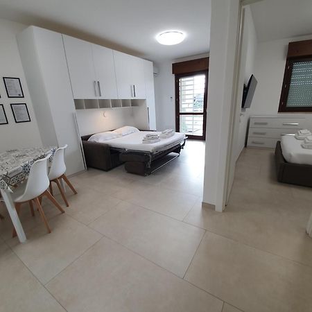 Alloggio Parco Di Plinio Apartamento Infernetto Exterior foto